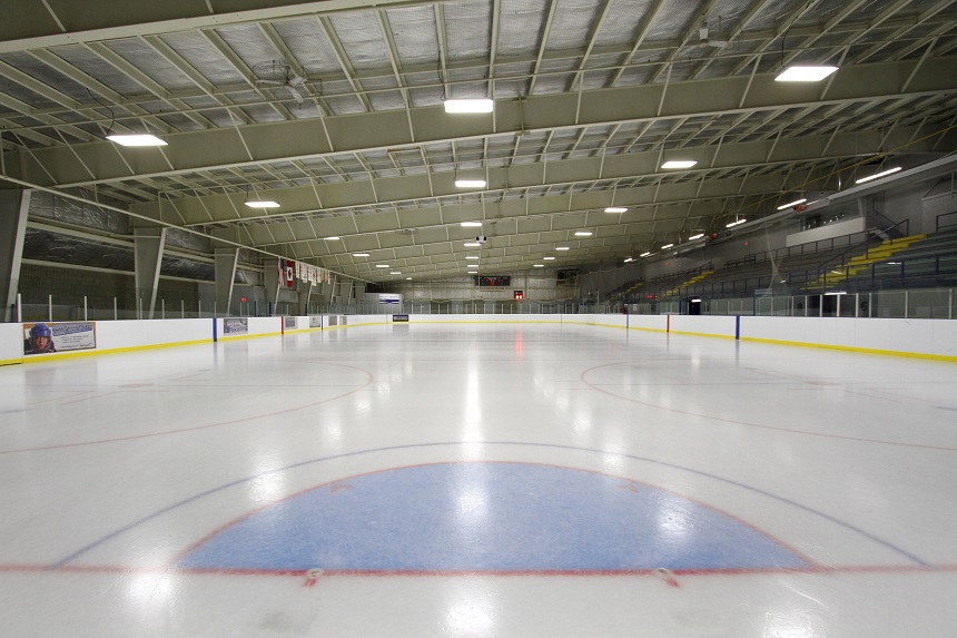 Mainway Ice Centre Rink 2.jpg